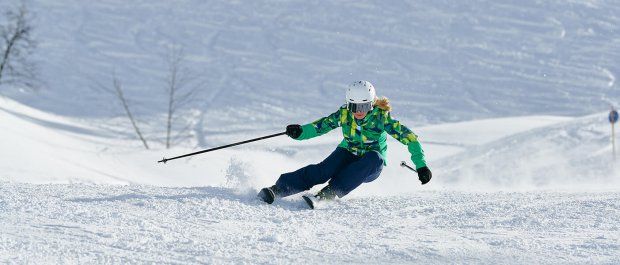 Damskie spodnie narciarskie – propozycje na tegoroczny sezon
