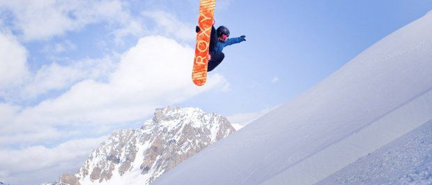 Deski snowboardowe Roxy - z myślą o snowboardzistkach
