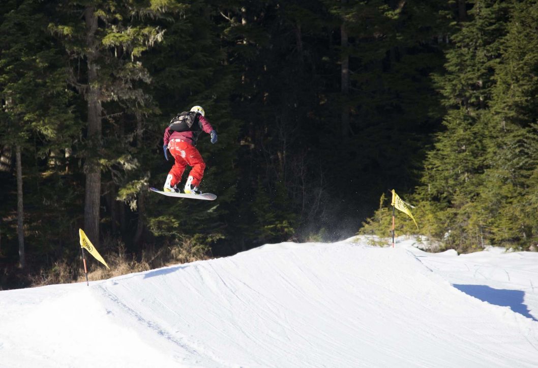 Spodenki ochronne na snowboard w akcji